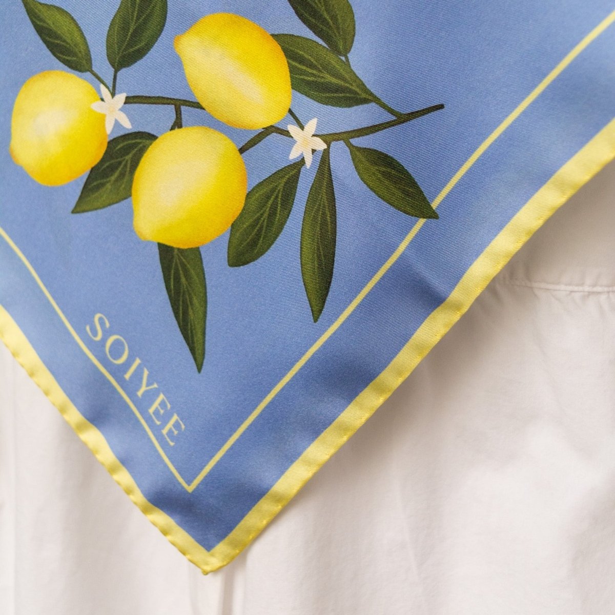 Seidentuch Zitronen | Blau - SOIYEE